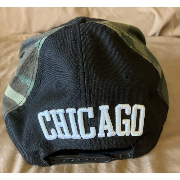Chicago Blackhawks Hat New Era 9Fifty Adjustable SnapBack Cap Black/Cammo - Picture 4 of 5